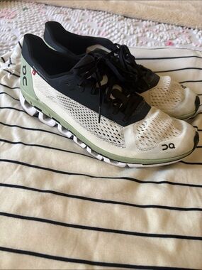 On Running Men's Lightweight White, Black & Sage Green Running Shoes